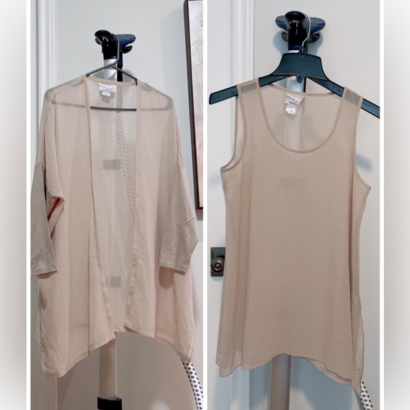 Clearance 💯NWOT** Set 2 piece Separated top and light jacket - Picture 11 of 11